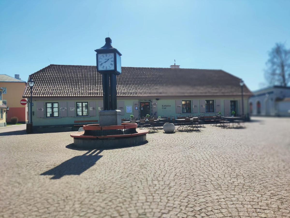 Ventspils Apartamenti Pie Ratslaukuma Ngoại thất bức ảnh